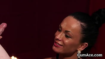 Preview 4 of Grwzy Seks - Naughty babe gets cumshot on her face swallowing all the cum