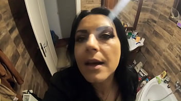 Preview 1 of Elana Amateur Allure Swallow - Pissing close up- Hairy pussy pissing close up- prev