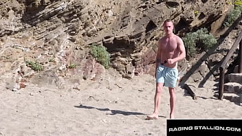 Preview 1 of Sex I Afrika - Just Arrived In Spain &amp_ Ready To Be In Pain - RagingStallion