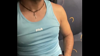 Preview 2 of Cum Big Dick Pussy - AQUELE TES&Atilde_O QUE BATE DENTRO DO BUS&Atilde_O,  S&Oacute_ TEM VOC&Ecirc_ E O MOTORISTA...