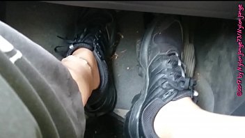 Preview 1 of Boy And Boy Wwwxxx - F&uuml_&szlig_e in FSH und Sportschuhen ** Auto Spa&szlig_ **