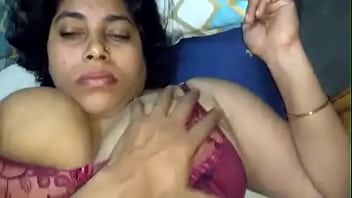 Preview 4 of 2 H Move Hd - Desi aunty enjoy sex