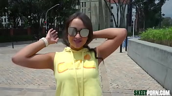 Preview 1 of Lana Eva Lovia - Cameron Bell Latina Asses In Colombian Street
