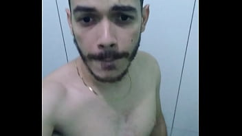 Preview 2 of Man Bra Handjob - V&iacute_deo de verifica&ccedil_&atilde_o