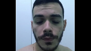 Preview 1 of Man Bra Handjob - V&iacute_deo de verifica&ccedil_&atilde_o