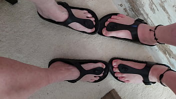 Preview 3 of Taecrfdcx - Barfu&szlig_ Diashow mit Nylonjunge in Birkenstocks