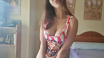 Preview 1 of Pakni - Young latina sexy