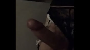 Preview 2 of Yam Porn - Cdzinha Brincando Escondida De Lingerie