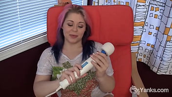 Preview 1 of Mom Vsi - Yanks Honey Sarah Greenmore Masturbating