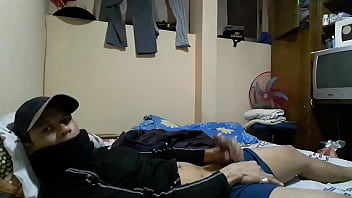 Preview 2 of Tari Motivation Kon Ha - Despertando con el palo duro parte 2