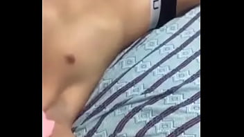 Preview 4 of Fudendo Com A Em Pregada - Novinho safado se exibindo com seu pauz&atilde_o atravessado na cueca calvin klein