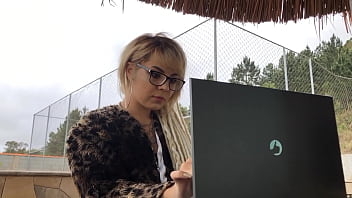 Preview 1 of New Dese Xxx Hd - tirando minha amiga do estress e socando forte  na bucetinha dela