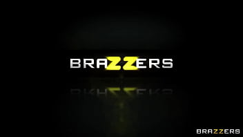 Preview 1 of Beautiful Lady Sexxx - Pancake Nympho / Brazzers  / download full from http://zzfull.com/nymp