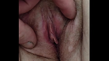 Preview 3 of Hold Cum In Jeans - Geile Fotze einer fetten Rothaarigen