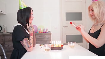 Preview 1 of Destroy Hijib - BIRTHDAY GIFT STRAPON RIDING ASS TO MOUTH 69