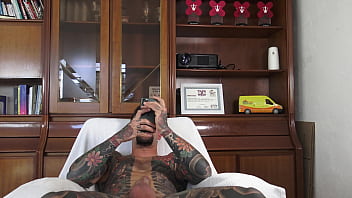 Preview 4 of 18 Group Porn - Juan Lucho paja