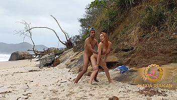 Preview 4 of Metry Jaan - Porno Star Brasil Brasileiras Alexia Duucan  vem turista pro Rio e sente pica gostosa do macho carioca da favela  Ator   Donpablorj o  socando tudo