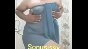 Preview 1 of Adult No - Sonusissy navel play in bathroom