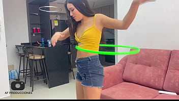 Preview 1 of Islam Gir Fucking - Mi timida hermanastra quiere ser gimnasta y le ayudo d&aacute_ndole la mejor follada de su vida.
