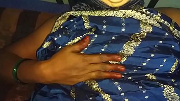 Preview 1 of 69 Sex Service Shemale - बड़े स्तन दासी