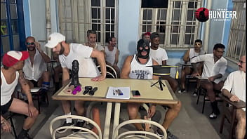 Preview 1 of Andi Anston - ESCOLA DOS PUTOS ( volta as aulas)