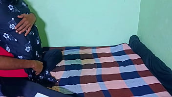 Preview 1 of 3xxmom Com - स्कूल टीचर ने अपने नर्सरी की मैडम से की हॉट चुदाई