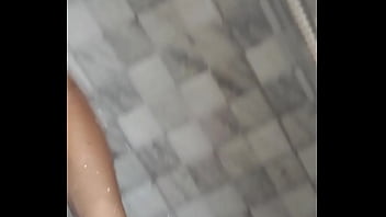 Preview 1 of Hots 90 - Me wash that dick