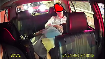 Preview 3 of Gabriela Milf Sex Deepthroat - The couple sex on the taxi