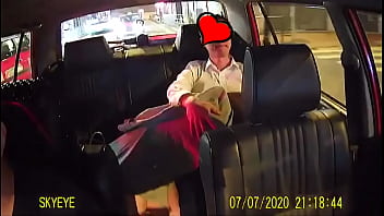 Preview 4 of Gabriela Milf Sex Deepthroat - The couple sex on the taxi