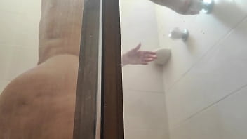 Preview 1 of Atal Sex - Camara oculta en la ducha de mi madrastra CULONA BBW