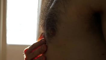 Preview 1 of Girls Porn Bobs Video - El se desnuda y muestra sus pelos