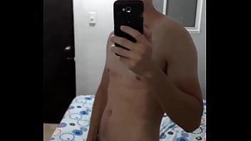 Preview 2 of Redwap Fucking - pollo EROS vergon pajeando en casa del primo