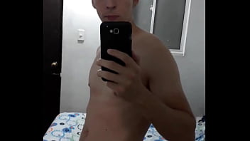 Preview 3 of Redwap Fucking - pollo EROS vergon pajeando en casa del primo