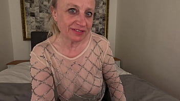 Preview 1 of Xxxx A Xx - I masturbate myself to orgasm with the lolipop