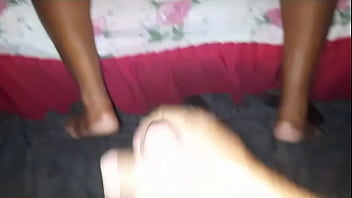 Preview 1 of Lahore Antay Porn - Metendo na coroa at&eacute_ gozar na buceta - parte 01