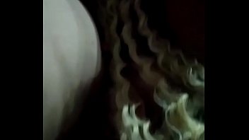 Preview 1 of Indian Mom Ocuk Porno - Fudendo com meu marido enquanto amiga filma
