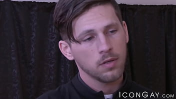 Preview 1 of Si Gle Bed - Hottie Michael Del Ray and I swap turns in sucking dicks before our anal sesh