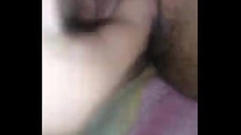 Preview 4 of Iv Urvashi Video - Mi esposa tocandose cuando no estoy
