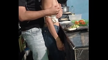 Preview 2 of Anal Dick Woods Slaveboy - APRENDIENDO A COCINAR :  con la profesora Alexandra,  me ense&ntilde_&oacute_ a cocinar y a follar. Que caliente es esta mujer