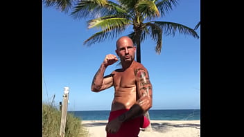 Preview 2 of Age 9 Xxx Sex Video - BEACH BODY