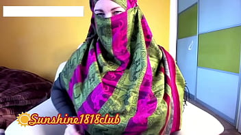 Preview 2 of Telugu Real Videos - Arab muslim Hijab jeans ass booty masturbating pussy clit on cam recording February 14th