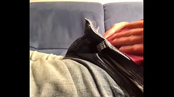 Preview 1 of Brother Teach Sex Little Sister - Schwanz wichsen und abspritzen auf der Couch