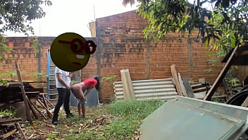 Preview 3 of Mild Brandi Mom - Paguei o Entregador do com a Buceta dentro