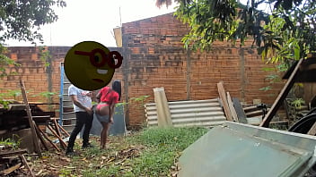 Preview 1 of Mild Brandi Mom - Paguei o Entregador do com a Buceta dentro