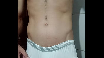 Preview 3 of Fuckedmydughter Com - Escapou depois do banho