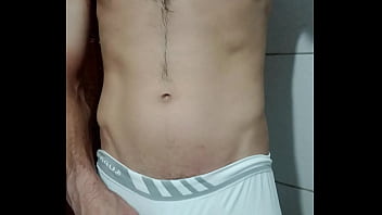 Preview 4 of Fuckedmydughter Com - Escapou depois do banho