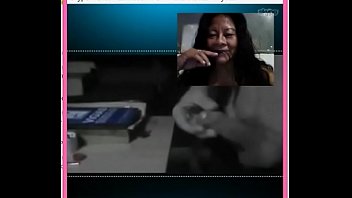 Preview 2 of Wwwbangbro - celador y vecina del barrio se masturban por skype