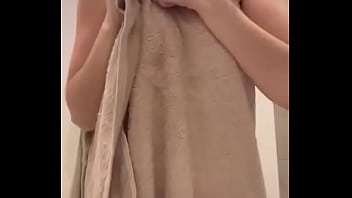Preview 2 of Cash Sexwife - Sunday morning flash