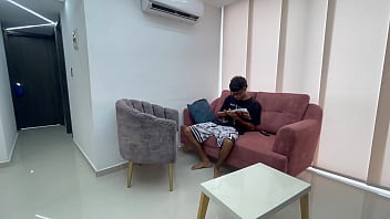 Preview 2 of Mpm Cleaner - Descubro que mi puta hermanastra tiene deseos sexuales conmigo y me aprovecho para follarmela duro.