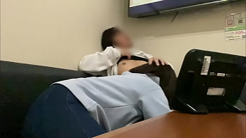 Preview 2 of Have Sex With Sog - 普段はサッカー部マネージャーとして頑張ってる女子マネと秘密裏に付き合ってるキャプテンがカラオケBOXで、、